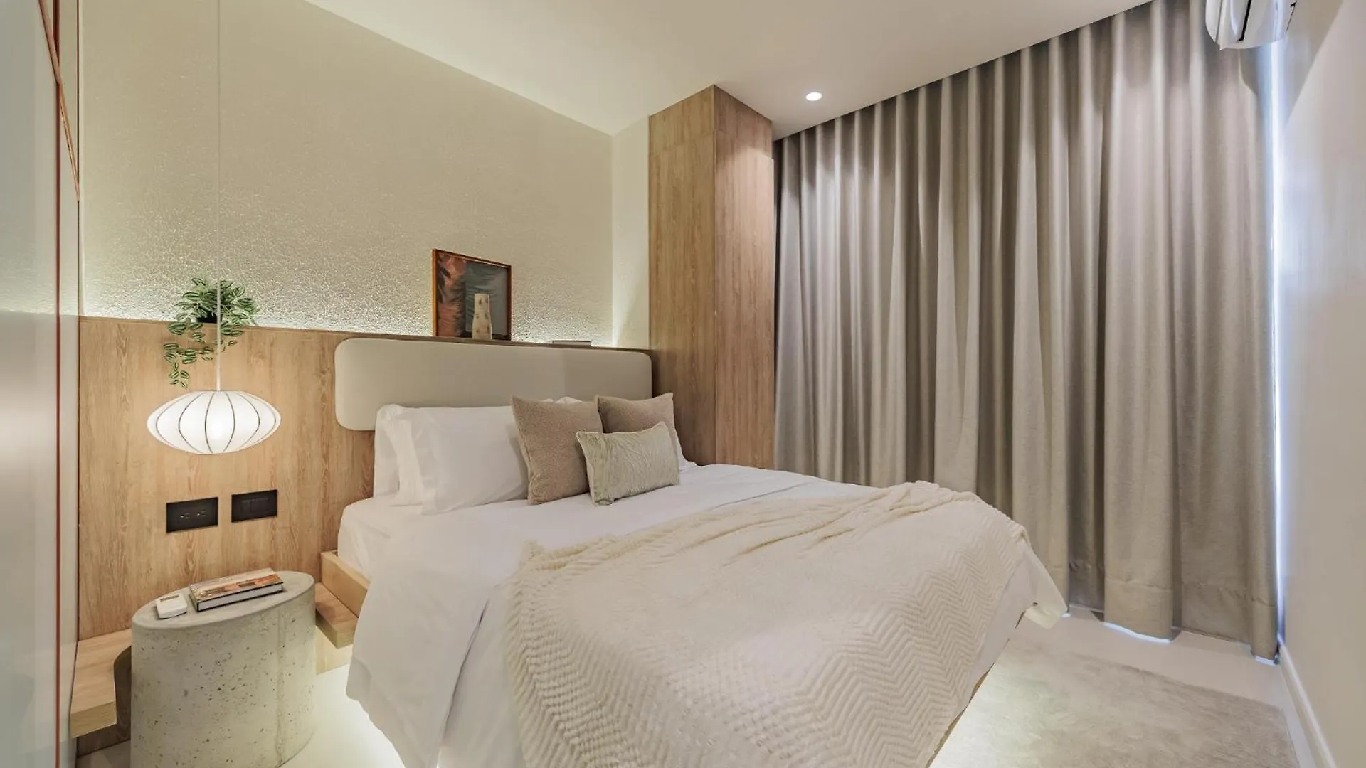 Primavera Building Medellin Aparthotel